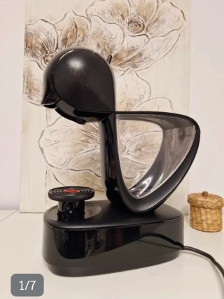 Cafetera Dolce Gusto Negra