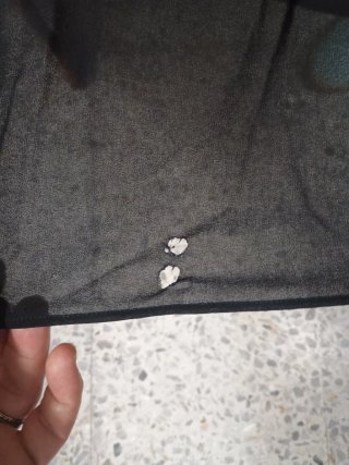 Vestido de fiesta negro con pedrería