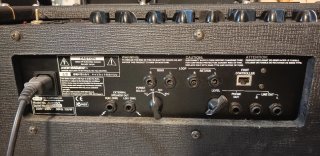 Amplificador Vox AD120VT+ Pedalera VC 4. Excelente