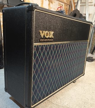 Amplificador Vox AD120VT+ Pedalera VC 4. Excelente