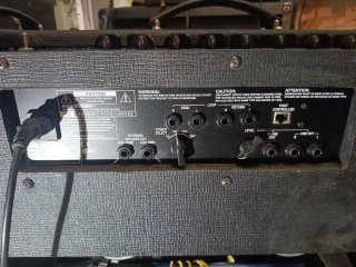 Amplificador Vox AD120VT+ Pedalera VC 4. Excelente