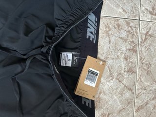Pantalón corto Nike Miller Negro