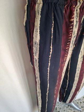 Pantalón mujer rayas azul y rojo