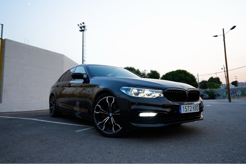 BMW Serie 5 520D 190cv - foto 1