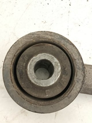 BRAZO SUSPENSION TRASERO DERECHO NISSAN TERRANO I