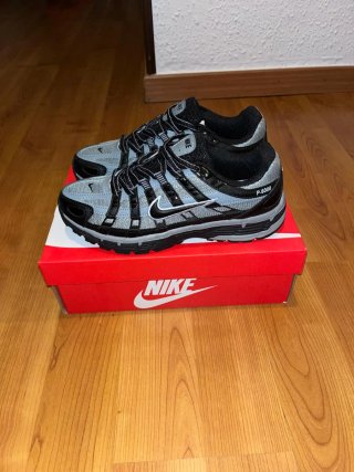 Zapatillas Nike P-6000 grises y negras