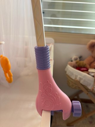 Móvil cuna musical con sonajero