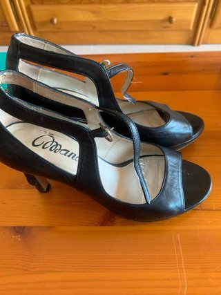 Zapatos de tacón negros