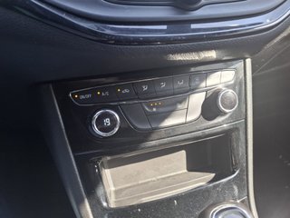 OPEL Astra 1.4T SHT Business Elegance CVT ST