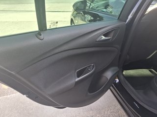 OPEL Astra 1.4T SHT Business Elegance CVT ST