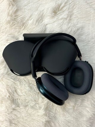 AirPods Max