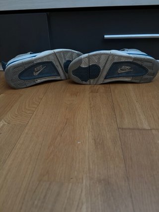 Zapatillas Jordan Retro 4 Azul y Blanco