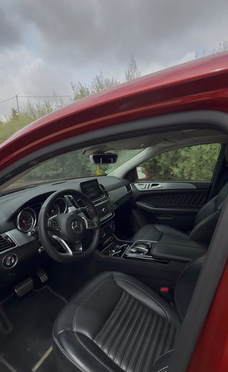 Precioso Mercedes-Benz  GLE 2017