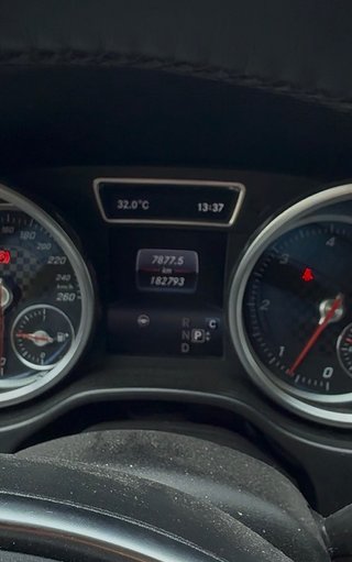 Precioso Mercedes-Benz  GLE 2017