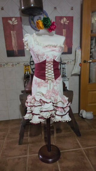Vestido Flamenca Volantes Corto