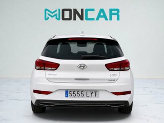 Hyundai i30 2022