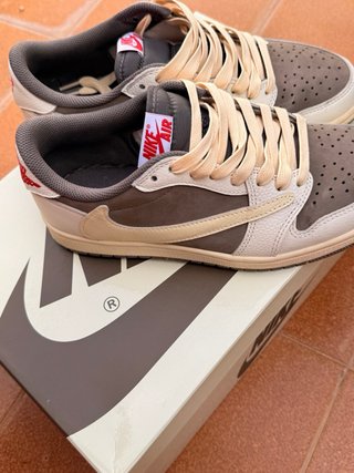 Jordan 1 Retro Low OG SP