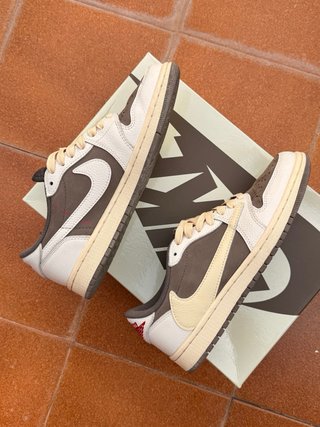Jordan 1 Retro Low OG SP