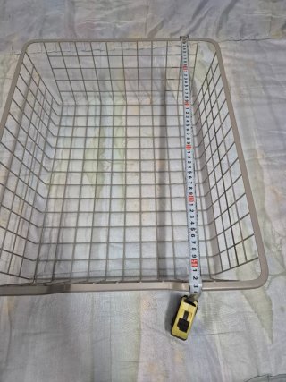 Cesta metálica gris Ikea