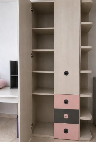 Cama infantil con cajones