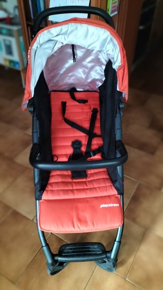 Silla de paseo con funda impermeable