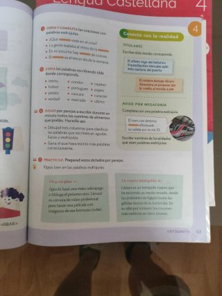 Lengua Castellana y Literatura, 4 Primaria, Moc...