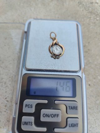 Colgante Oro y Plata con Figuras