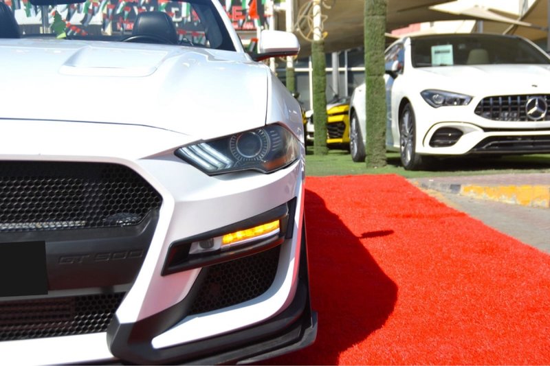 Ford Mustang 2021 - foto 1