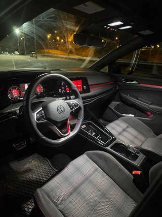 Volkswagen Golf GTI 2024