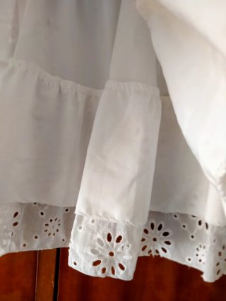 Conjunto Top Azul y Falda Blanca