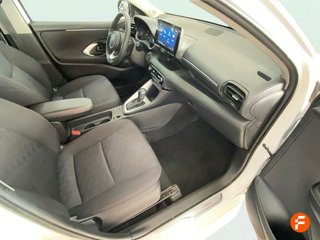 Toyota Yaris 1.5 120H Active Plus