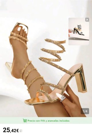 Sandalias de tacón doradas con tira en espiral
