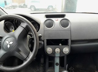 Mitsubishi 1156044 brazo suspensión colt berlina 5