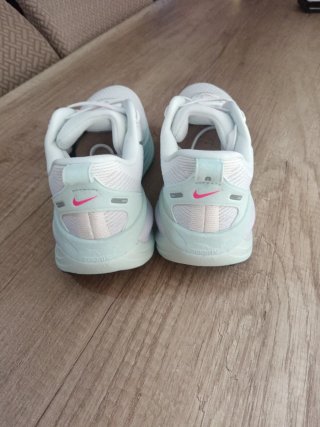 Zapatillas Nike Vomero 18 Mujer