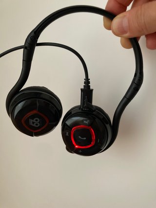 Auriculares Bluetooth 66 Audio BTS Sport
