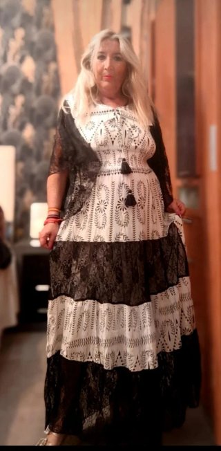 Vestido estilo indio blanco y negro