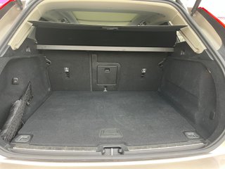 Volvo XC60 T6 2025