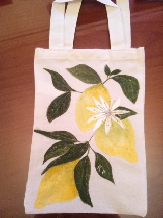 Bolsa de tela pintada a mano con limones