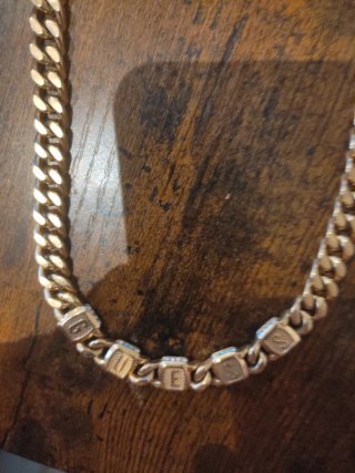 Cadena Guess Hombre con Caja Original