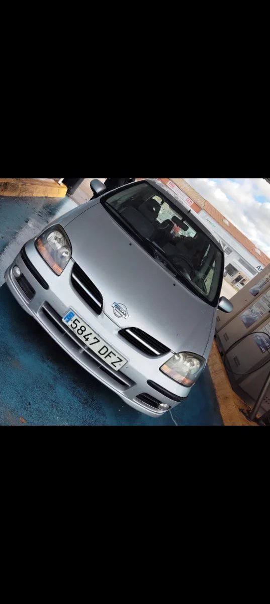 Nissan Almera 2005 - foto 1