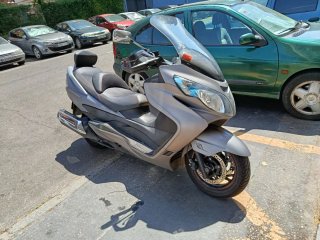 Suzuki Burgman 400 ABS Maxi Scooter