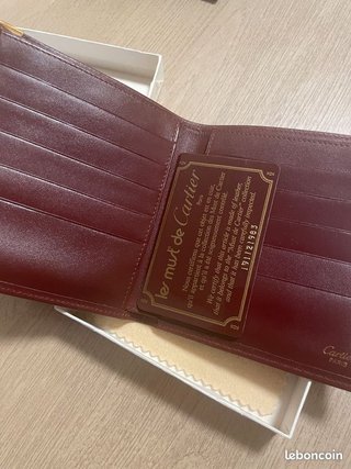 Cartera Must de Cartier para hombre