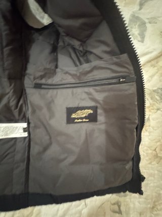 2Chalecos Massimo Dutti S Verde Militar y negro