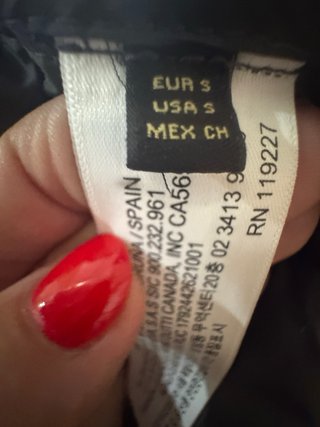 2Chalecos Massimo Dutti S Verde Militar y negro