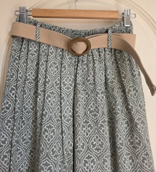 Pantalones anchos estampados verde y blanco