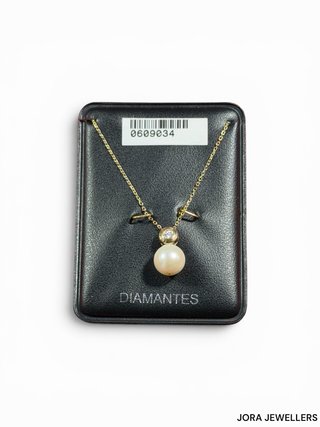 Cadena Oro 18k con Perla y Diamante