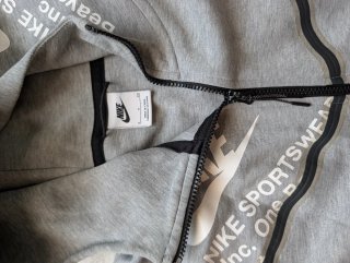 Sudadera Nike Tech Fleece Gris