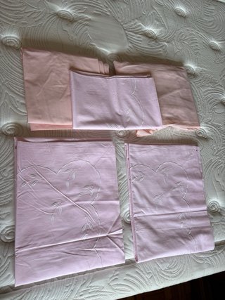 2 Sábanas antiguas cama 90