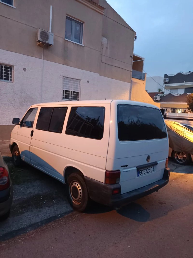 Volkswagen Transporter 1997 - foto 1