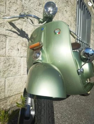 Vespa 125 Custom